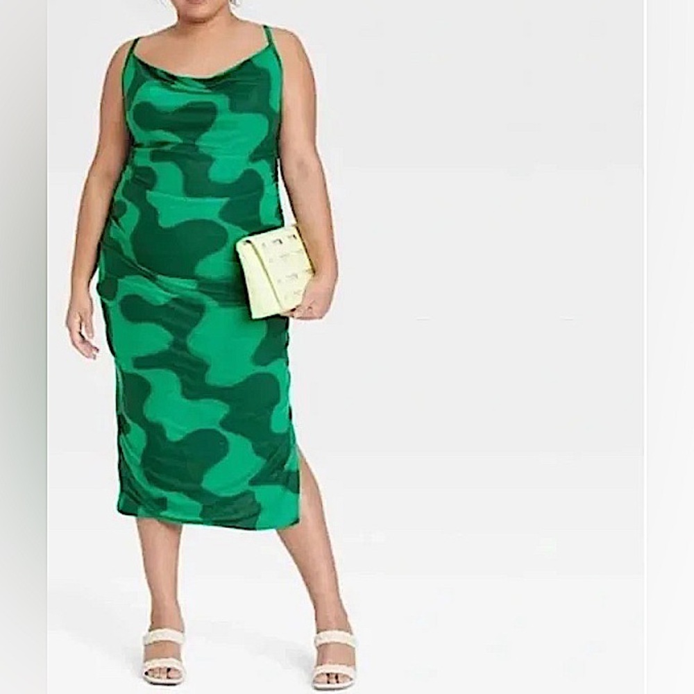 Ava and Viv Plus-Size Emerald Green Midi Dress